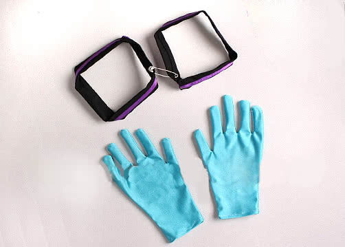 Hatsune Miku Love is War Cosplay Costume - VOCALOID Uniform Set